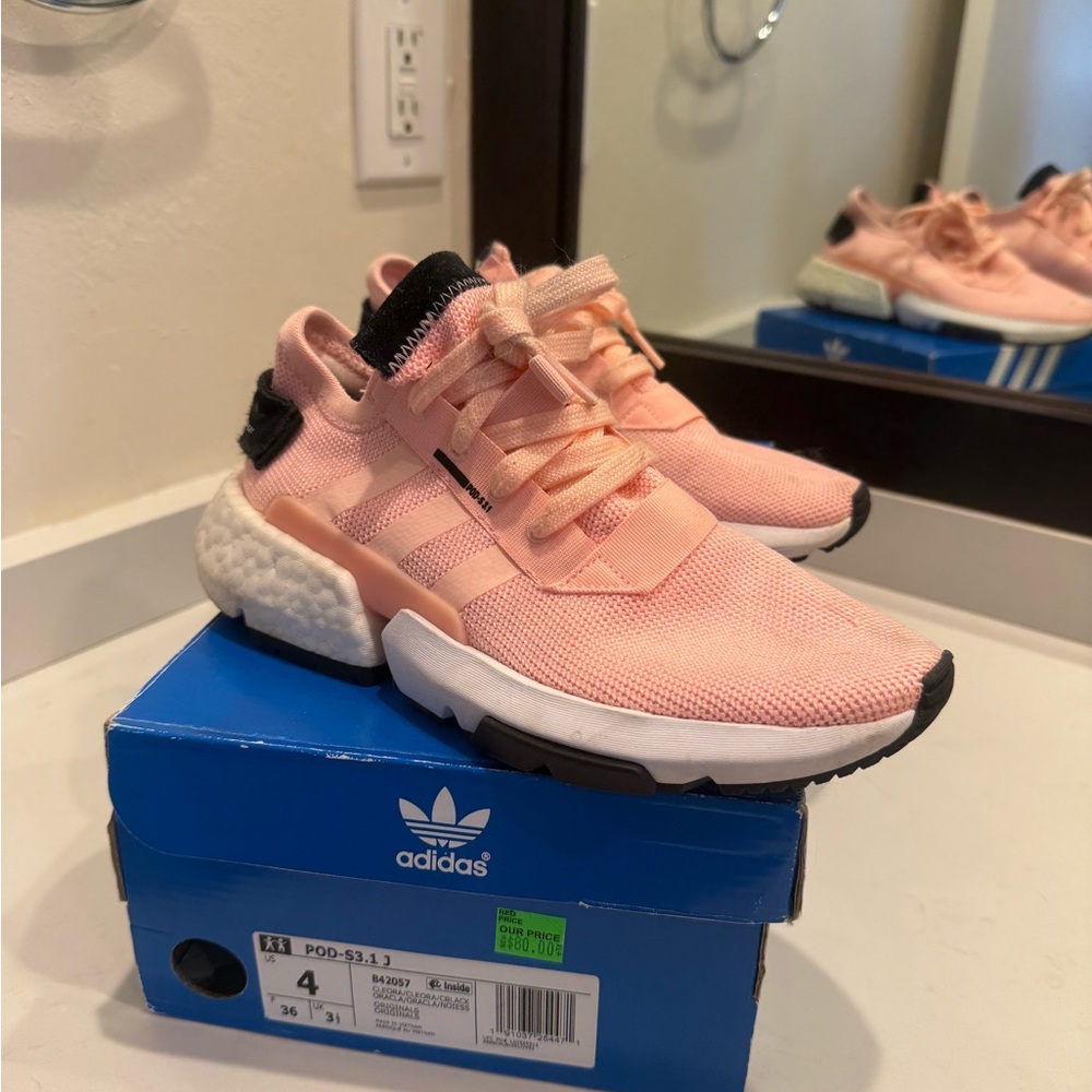 Adidas Cleora - Pink